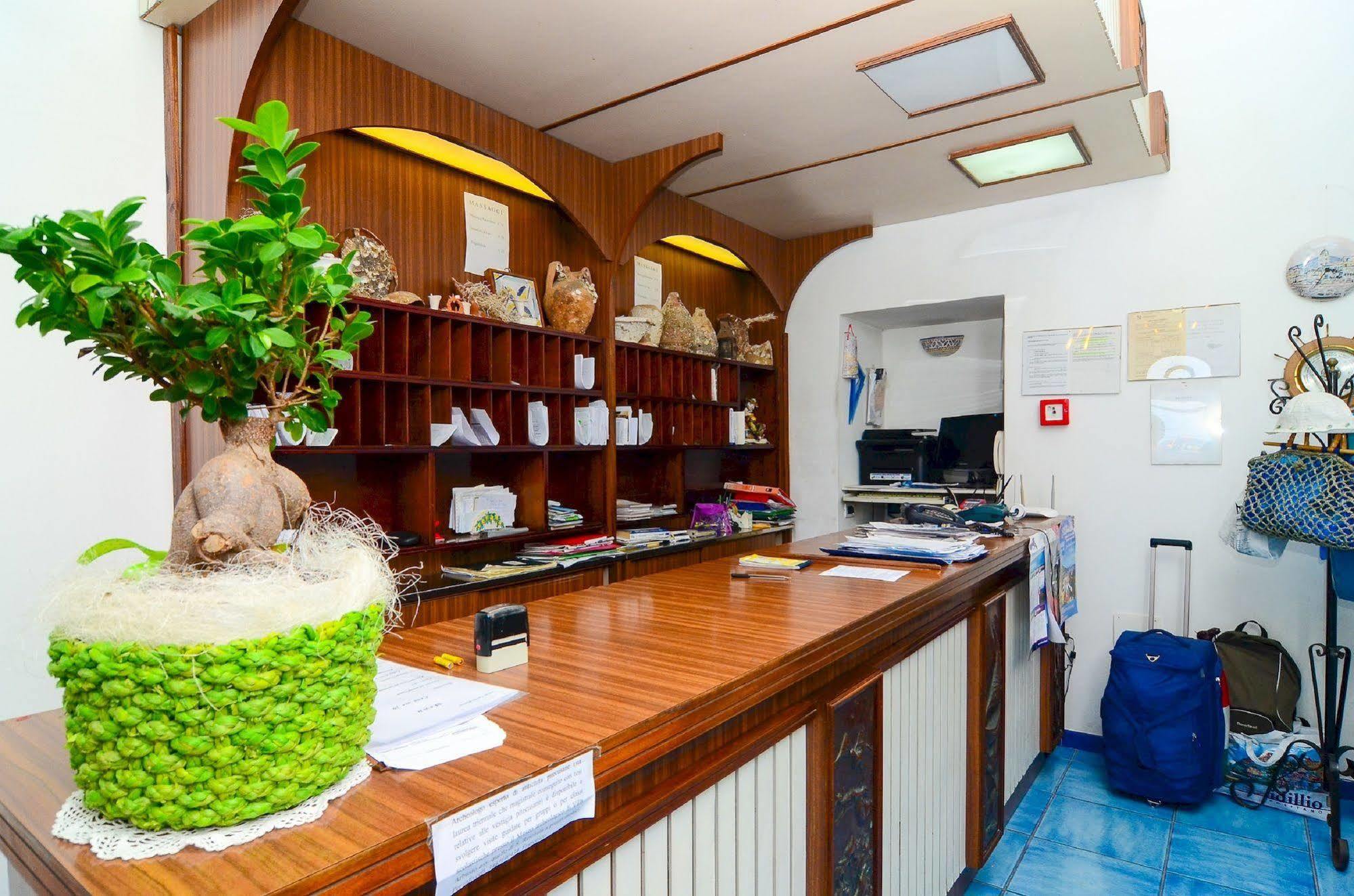 Hotel Terme Marina Lacco Ameno  Екстериор снимка