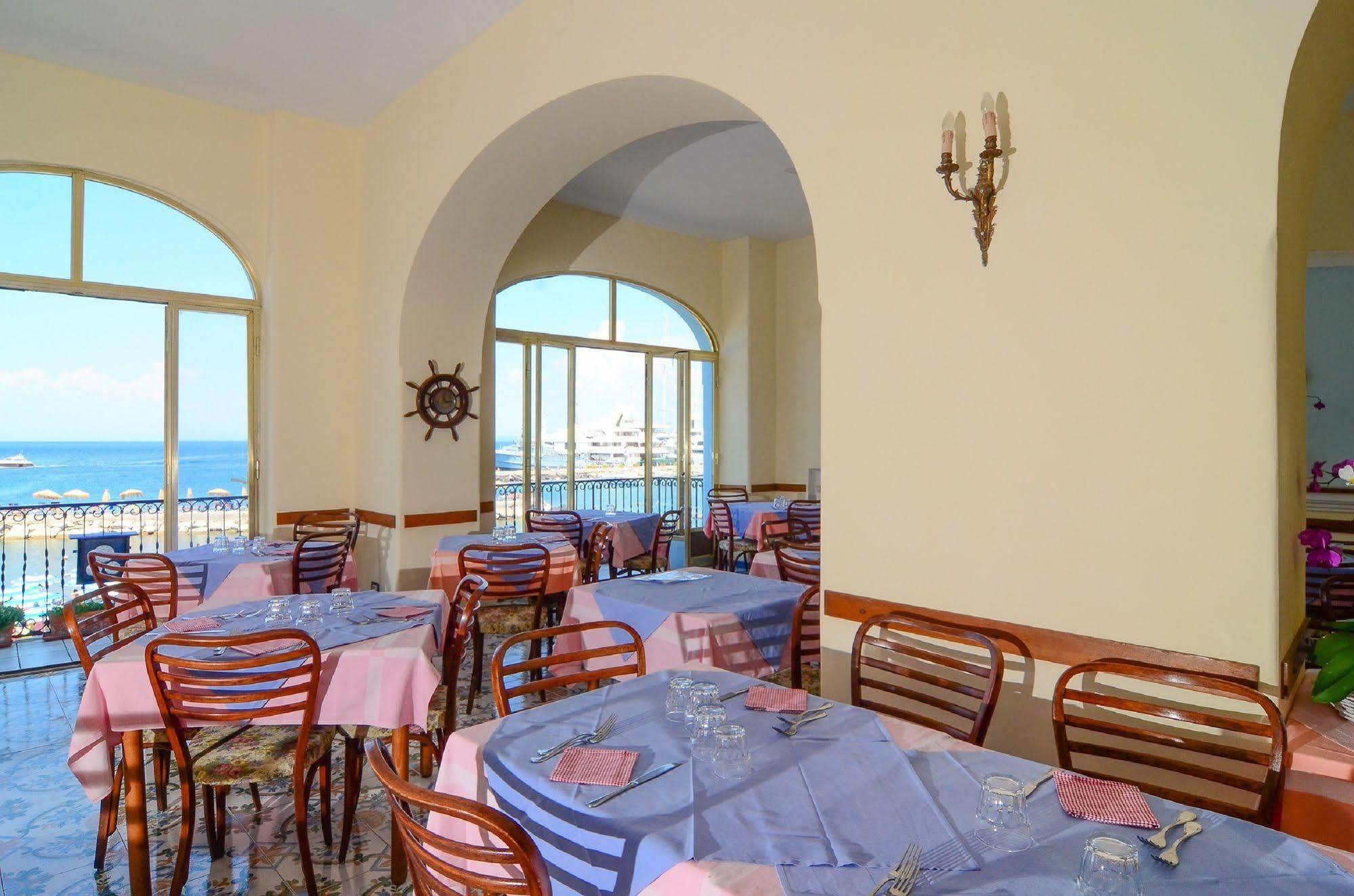 Hotel Terme Marina Lacco Ameno  Екстериор снимка