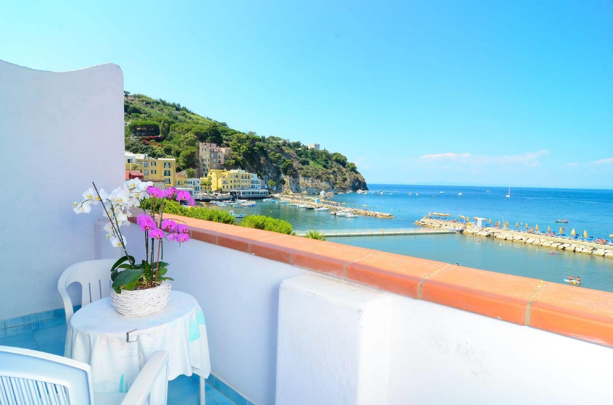 Hotel Terme Marina Lacco Ameno  Екстериор снимка